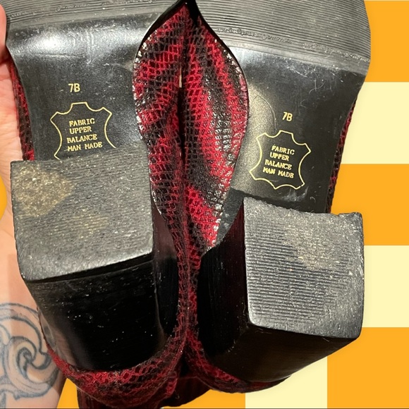 Y2K Elastic Heeled Snake Print Red Boots - Picture 4 of 5